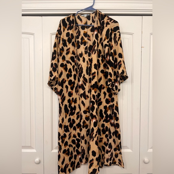 She + Sky Tops - ☀️Leopard Kimono☀️